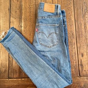 Levi’s 311 Shaping Skinny